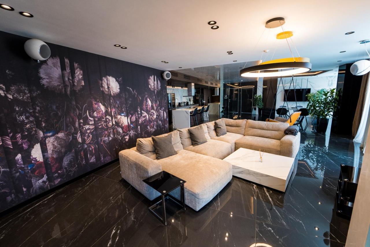 Paradise View Apartment